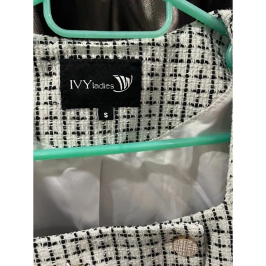 Áo khoác da cừu Ivy Moda size S mới như mới - Giá chỉ 390.000đ