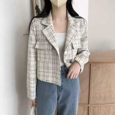 Áo khoác dạ tweed kẻ sọc xám-be dáng ngắn xòe - Hot trend sang chảnh, phối quần váy/dầm, chỉ 199k