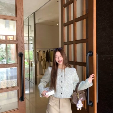 Áo khoác dài thời trang nữ cao cấp mùa thu đông – Phong cách mới, phù hợp dáng rộng & slim, sale giảm 17%, giá 117.612₫