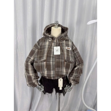 Áo khoác dáng lửng nữ caro cổ cao, nón rộng, siêu to chống nắng - 145.575₫
