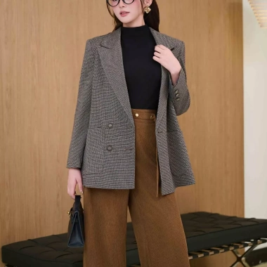 Áo khoác dáng suông cổ vest twill silk trẻ trung Orchid - Giá ưu đãi 699.650₫