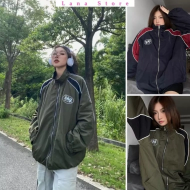 Áo Khoác Dù EKG Logo Thêu 2 Lớp Unisex Form Rộng Nam Nữ - Siêu Nhẹ, Bảo Vệ 20°C