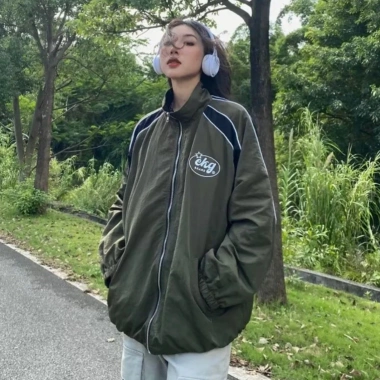 Áo Khoác Dù EKG Logo Thêu 2 Lớp Unisex Form Rộng Nam Nữ - Siêu Nhẹ, Bảo Vệ 20°C