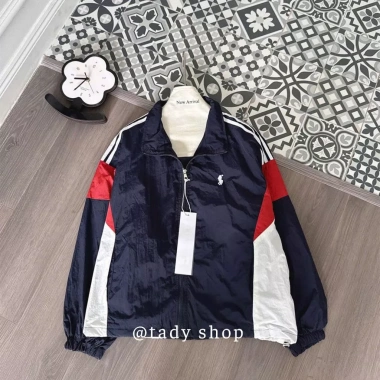 Áo khoác dù gió 2 lớp dài thêu ngựa, phối sọc tay - Cặp đôi Tady Shop AKDD-018 giảm còn 179k 3 Áo khoác dù gió 2 lớp dài thêu ngựa, phối sọc tay - Cặp đôi Tady Shop AKDD-018 giảm còn 179k 3