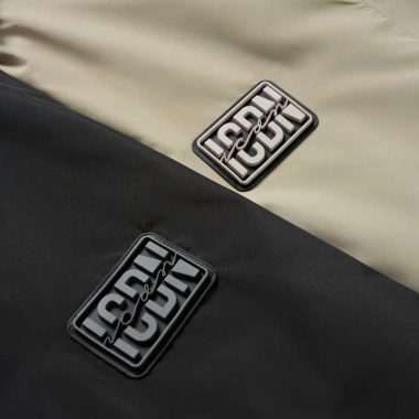 Áo khoác gió nam ICONDENIM Double Stripes Regular fit - Giá ưu đãi 319.400₫ 8 Áo khoác gió nam ICONDENIM Double Stripes Regular fit - Giá ưu đãi 319.400₫ 8