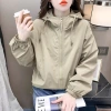 Áo khoác gió nam vải dù lót lưới thoáng mát, họa tiết trơn, 5 màu Hocofashion 6