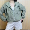 Áo khoác gió nữ 2 lớp dáng lửng, vải gió nhăn thời trang trẻ trung, giá 99.000 đồng 4
