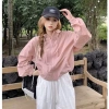 Áo khoác gió nữ 2 lớp FOM croptop mũ, chất liệu gió nhăn, chống nắng, cản gió - Giá chỉ 102.000₫