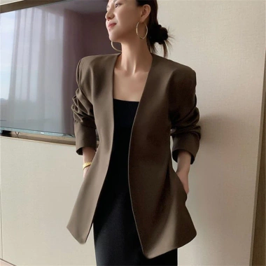 Áo khoác Hàn Quốc nữ mùa xuân thiết kế mới cao cấp màu nâu size nhỏ giảm còn 383k 4 Áo khoác Hàn Quốc nữ mùa xuân thiết kế mới cao cấp màu nâu size nhỏ giảm còn 383k 4