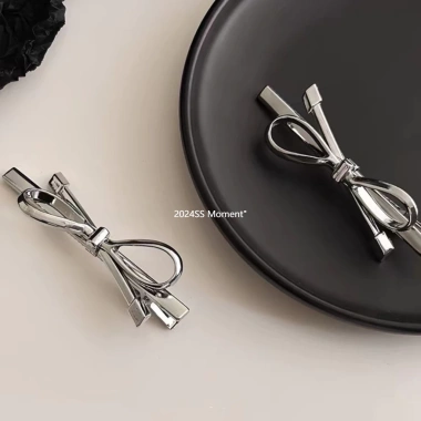 Áo khoác Hàn Quốc nữ slim-fit pit sọc dệt kim mùa thu đông sang trọng, thời trang đơn giản - Giá ưu đãi 145.886₫