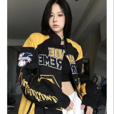 Áo khoác Hip Hop Retro 2.025 màu sắc tương phản, cổ đứng, bông tai kẹp, phong cách đường phố, xe máy Áo khoác Hip Hop Retro 2.025 màu sắc tương phản, cổ đứng, bông tai kẹp, phong cách đường phố, xe máy