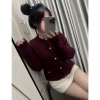 Áo khoác len dệt kim đỏ dài cúc vàng Loại 1, dễ phối đồ, 2Monday AK9, chỉ 199k 4