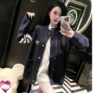 Áo khoác len Thome dày mềm form rộng giấu quần freesize Quảng Châu - 636.500₫