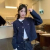 Áo khoác mùa đông nữ xanh dương kiểu Hàn Quốc – Tweed nhẹ, chắn gió, đường phố