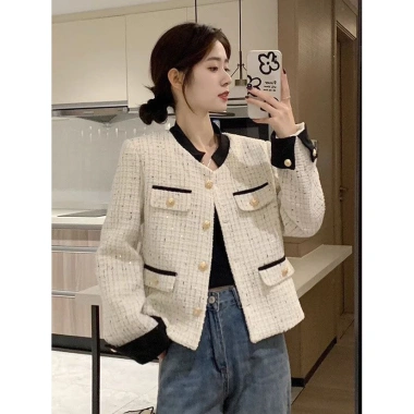 Áo khoác mùa đông nữ xanh dương kiểu Hàn Quốc – Tweed nhẹ, chắn gió, đường phố 7 Áo khoác mùa đông nữ xanh dương kiểu Hàn Quốc – Tweed nhẹ, chắn gió, đường phố 7