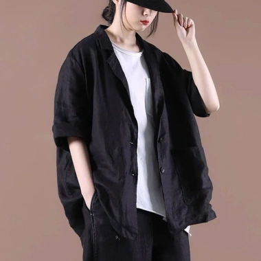 Áo khoác nhẹ nữ blazer oversize linen mềm mại, form rộng suông AK10, 329.000₫ 6 Áo khoác nhẹ nữ blazer oversize linen mềm mại, form rộng suông AK10, 329.000₫ 6