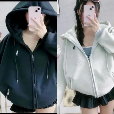 Áo khoác nỉ tay bồng logo ngựa – Rộng mặc, siêu xinh, giảm giá 79.000₫, giá gốc 95.590₫