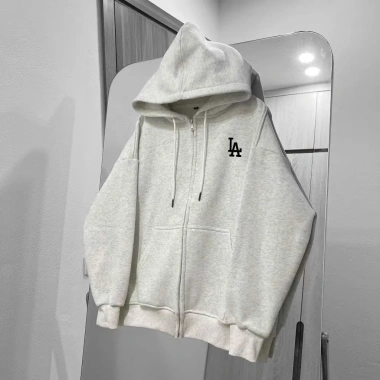 Áo Khoác Nỉ Unisex Phom Rộng Êm Mịn Ấm Áp Đi Học, Đi Chơi Hot Trend 2.025 - 109k