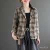 Áo khoác nữ kẻ sọc giản dị cổ điển mùa xuân - rộng rãi, dễ phối, tôn dáng dài tay - 492.480 VND
