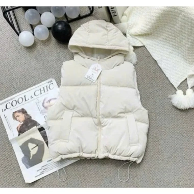 Áo Khoác Phao Gile Ghi Le Nhung Lỳ Freesize Không Tay Có Mũ 2 Túi Dây Rút Gấu 4 Áo Khoác Phao Gile Ghi Le Nhung Lỳ Freesize Không Tay Có Mũ 2 Túi Dây Rút Gấu 4