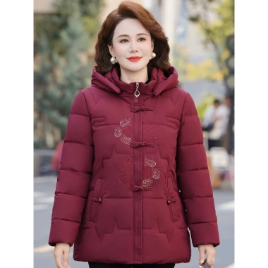 Áo khoác phao lót lông cho mẹ - Size 46‑85kg, chất liệu mềm ấm, thiết kế thêu sang trọng, giảm còn 600.000 VND 3 Áo khoác phao lót lông cho mẹ - Size 46‑85kg, chất liệu mềm ấm, thiết kế thêu sang trọng, giảm còn 600.000 VND 3