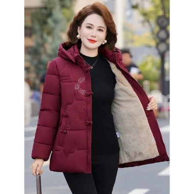 Áo khoác phao lót lông cho mẹ - Size 46‑85kg, chất liệu mềm ấm, thiết kế thêu sang trọng, giảm còn 600.000 VND