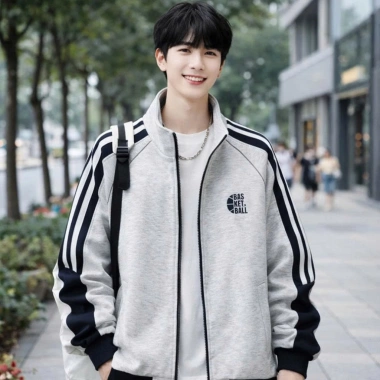 Áo khoác phao nam nữ cổ cao logo thêu cá tính, năng động, dễ phối outfit 169.750₫ 4 Áo khoác phao nam nữ cổ cao logo thêu cá tính, năng động, dễ phối outfit 169.750₫ 4