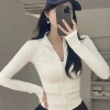Áo khoác tập gym Ak01 – Chống nắng UV, co dãn 4 chiều, cao cấp, chỉ 79.000₫