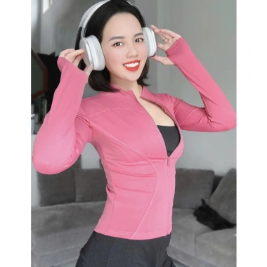 Áo khoác thể thao nữ UNIQ vải thoáng khí tay dài xỏ ngón chống nắng UV - Giá 250k
