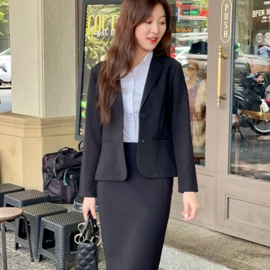 Áo khoác vest công sở nữ tay dài chất liệu tuyết mưa không nhăn, mát, tôn dáng, có độn vai Giá 245k