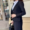 Áo khoác vest công sở nữ tay dài chất liệu tuyết mưa không nhăn, mát, tôn dáng, có độn vai Giá 245k 4