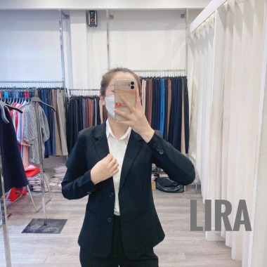 Áo khoác vest công sở nữ tay dài chất liệu tuyết mưa không nhăn, mát, tôn dáng, có độn vai Giá 245k