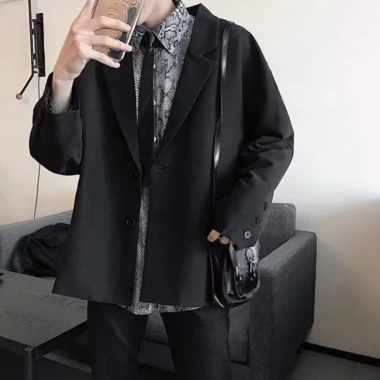Áo khoác vest dáng rộng màu đơn giản Hàn Quốc thời trang nam - 247,320₫ 10 Áo khoác vest dáng rộng màu đơn giản Hàn Quốc thời trang nam - 247,320₫ 10
