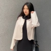 Áo khoác vest nữ trơn khuy đồng, cổ tròn, 1 túi, đệm cầu vai, dáng ngắn - giảm còn 204.000đ