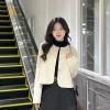 Áo khoác vest nữ trơn khuy đồng, cổ tròn, 1 túi, đệm cầu vai, dáng ngắn - giảm còn 204.000đ 6