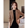 Áo khoác vest nữ xám mùa thu 2.025, dáng ôm sát, sang trọng cho người thấp 2