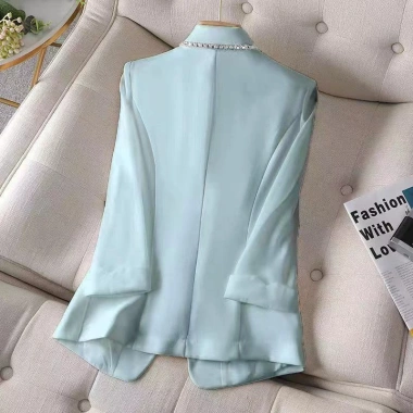 Áo khoác vest tay lửng kim cương cao cấp 2.023 cho nữ giá ưu đãi 367.200₫ 5