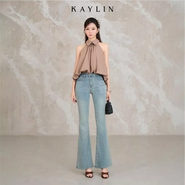 Áo kiểu KAYLIN bí nhúng cổ yếm xoè phồng, chất vải kate sợi tre, cá tính - BST Tháng 12.2.025 A122T12, giá 410k
