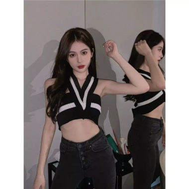 Áo kiểu nữ quây chéo lưng sexy - Thiết kế quyến rũ, giá chỉ 103.500₫ giảm từ 127.305₫ 12 Áo kiểu nữ quây chéo lưng sexy - Thiết kế quyến rũ, giá chỉ 103.500₫ giảm từ 127.305₫ 12