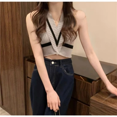 Áo kiểu nữ quây chéo lưng sexy - Thiết kế quyến rũ, giá chỉ 103.500₫ giảm từ 127.305₫ 14 Áo kiểu nữ quây chéo lưng sexy - Thiết kế quyến rũ, giá chỉ 103.500₫ giảm từ 127.305₫ 14