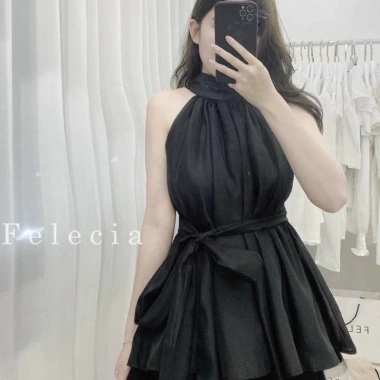 Áo kiểu tơ cổ nơ yếm xuông - Thiết kế duyên dáng, giảm 22 phần trăm chỉ 123.510₫