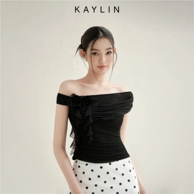Áo lệch vai KAYLIN họa tiết hoa, ôm thun cloudy co giãn, phong cách cá tính – 340.000₫ 2