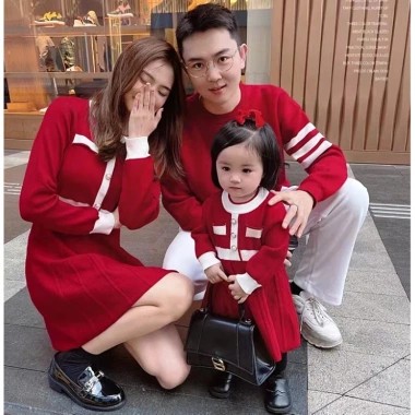 Áo Len Dệt Kim Đỏ Lễ Hội Gia Đình - Set Cha Mẹ Con 3-4 Người Giá 328.378₫