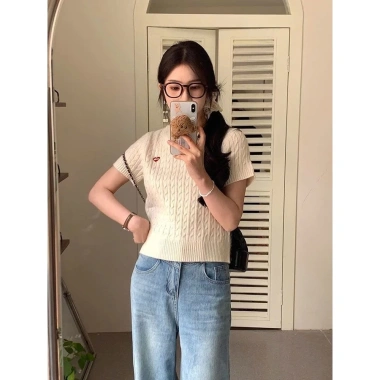 Áo len ngắn tay cổ tròn logo trái tim phong cách Hàn Quốc Giá chỉ 152.220₫ 5