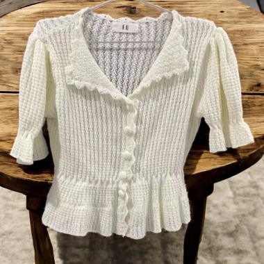 Áo len nhà Mai dạng form S,M co dãn chất len, mặc thoải mái, giảm còn 350.000 VND