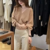 Áo len nữ cổ chữ V tay búp bê ôm chuẩn mùa thu - Sang trọng, giảm giá 91.999₫