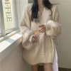 Áo len nữ cổ V tay bồng basic 2 lớp dày dặn, dài form rộng, nhiều màu hottrend NGO MINH SP55 - Giá chỉ 179k