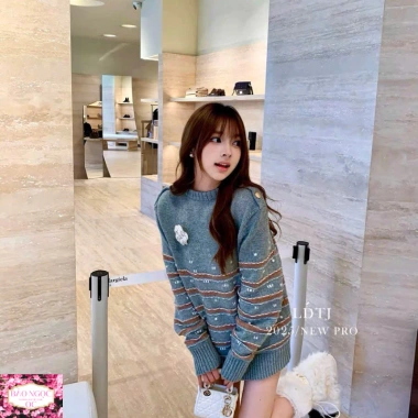 Áo len nữ hoa trà Tiểu Thư, len dày mềm mịn, form thoải mái, giá ưu đãi 437k 4