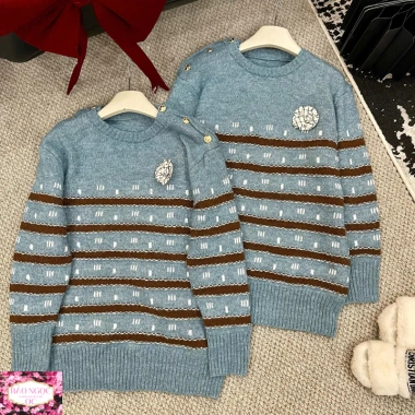 Áo len nữ hoa trà Tiểu Thư, len dày mềm mịn, form thoải mái, giá ưu đãi 437k 8