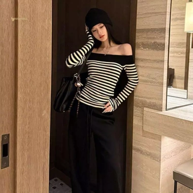 Áo len tay sọc kiểu Pháp nữ, thời trang, giá ưu đãi 184.680₫ (giá gốc 225.310₫) 5
